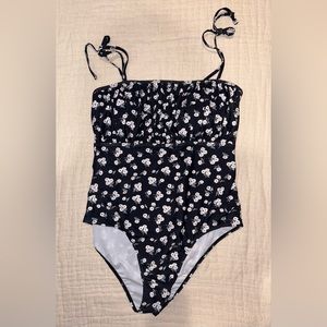 Shein Women’s One Piece Floral Bathing Suit SIZE 2XL